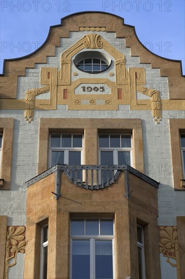 Upper facade of an Art Nouveau building from 1905