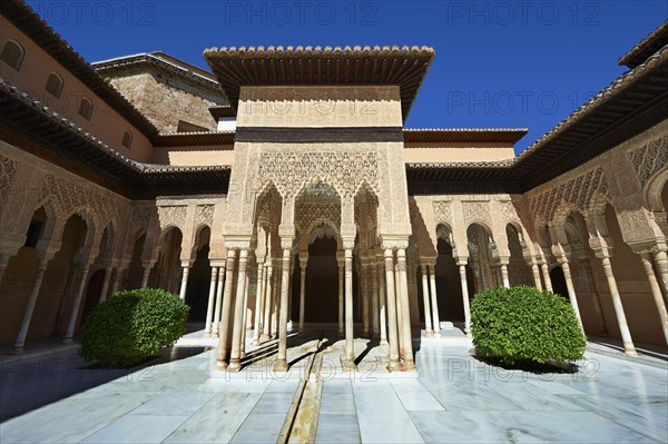 Arabesque Moorish architecture of the Patio de los Leones or Court of the Lions