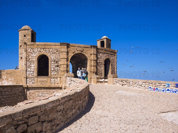 Bani Antar town wall with fortifications