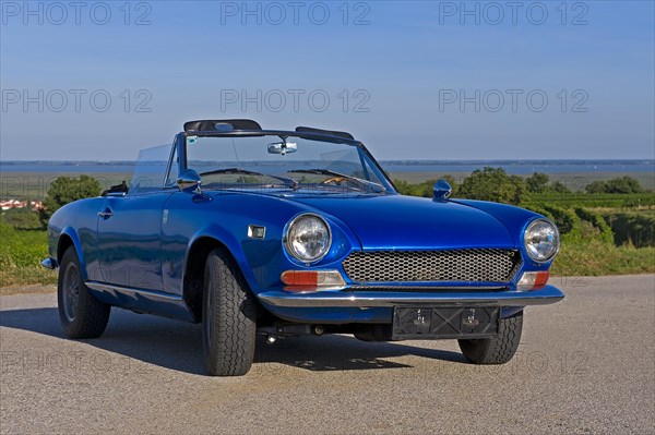 Fiat Spider 124 vintage car
