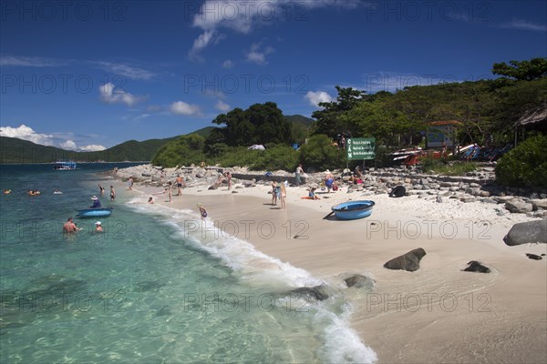 Beach of the island of Hon Mun
