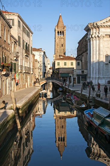 Rio de San Barnaba canal with reflections in the evening light