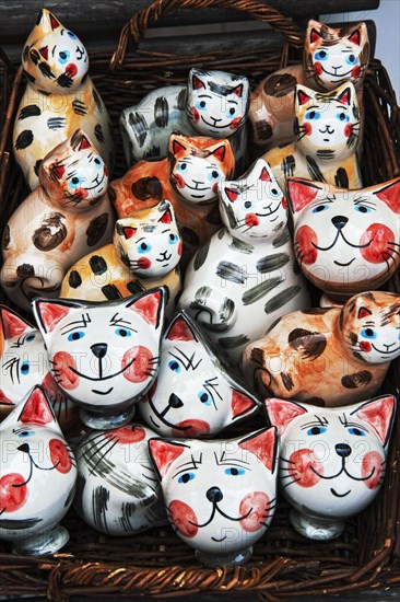 Ceramic cats
