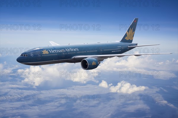VN-A150 Vietnam Airlines Boeing 777-2Q8 ER in flight