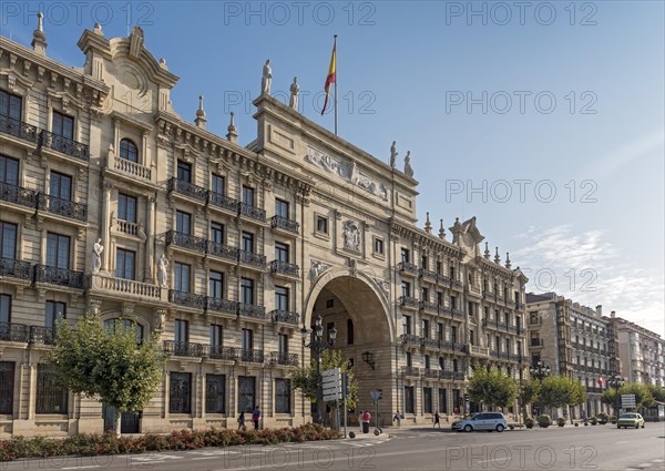 Building of headquarters of Bank of Santander