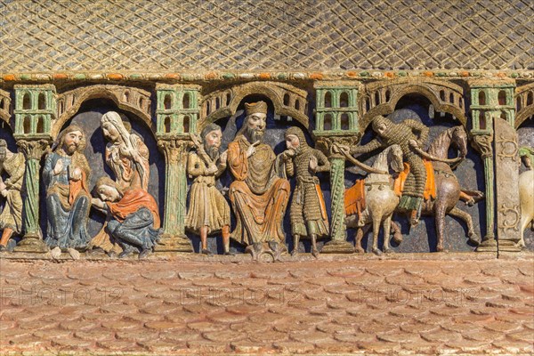 Romanesque tomb of Saint San Vicente in the Basilica de San Vicente