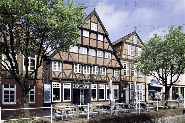 Town houses and merchant houses on the town canal