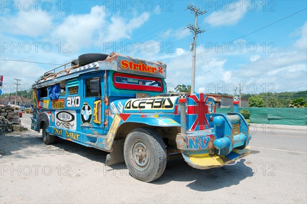 Jeepney bus