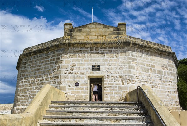 Round house