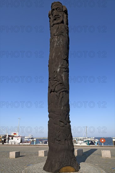 Wood sculpture ""Sagen