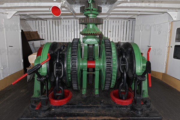 Anchor winch of the four-mast barque Passat