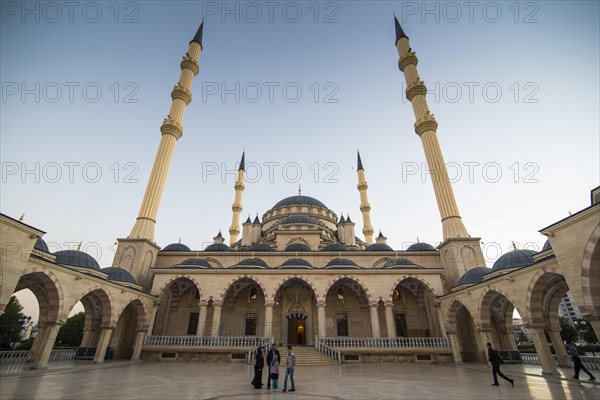 Akhmad Kadyrov Mosque at dusk