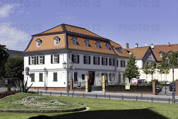 Sinclair House