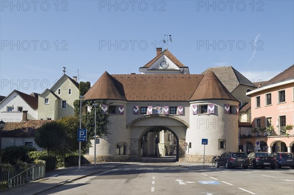 Linzer gate from 1430