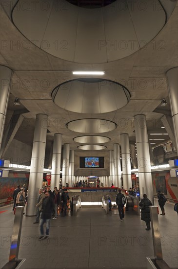 Metro station Am Plarrer