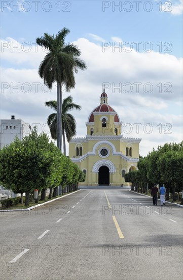 Main cemetery chapel or Capilla Central