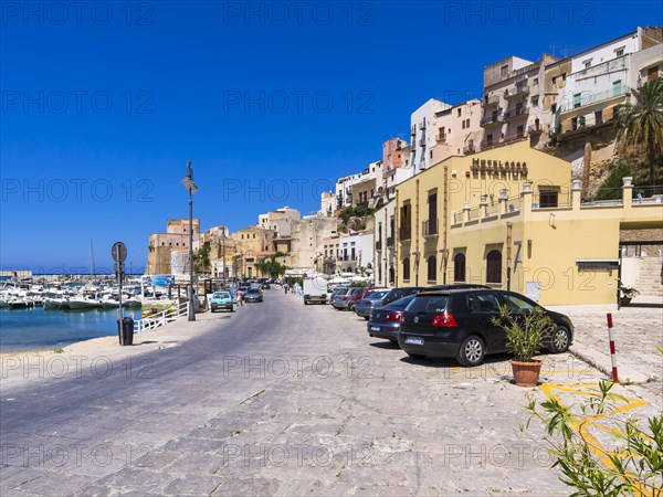 Harbour and promenade