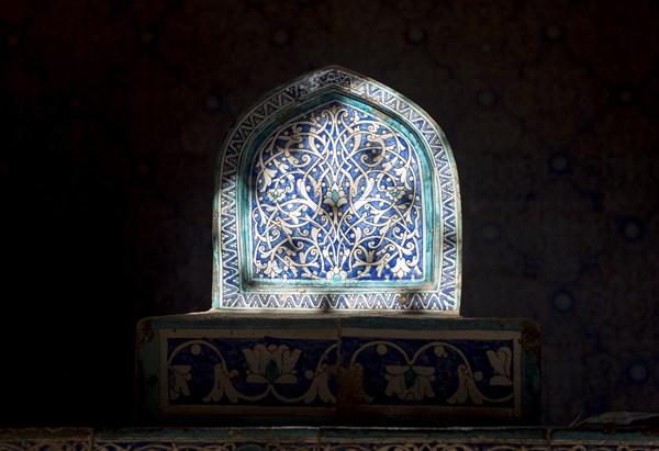 Tiled tomb at Mausoleum of Makhmud Pakhlavan