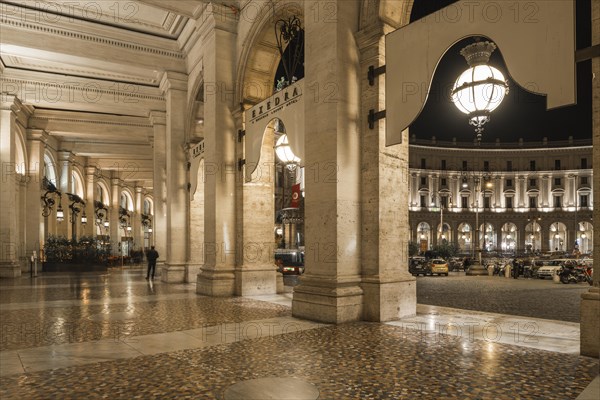 Arcades in the Piazza della Repubblica