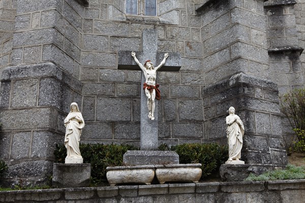 Wayside cross