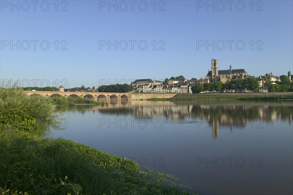 Saint-Cyr-et-Sainte-Juliette cathedral across River Loire