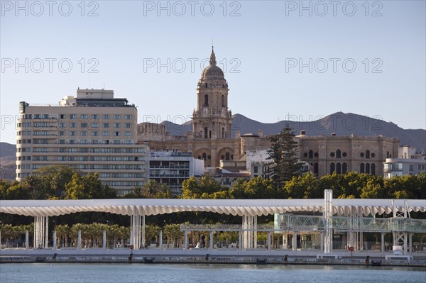 Promenade at the harbor