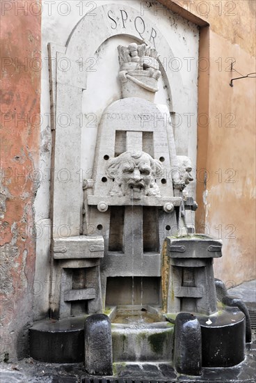 Drinking water fountain