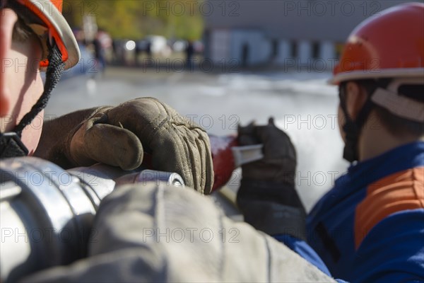 Final fire service drill of the young Stuttgart firefighters in autumn