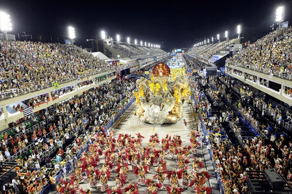 Parade of the samba school Inocentes de Belford Rocho