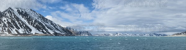 Smeerenburgfjorden