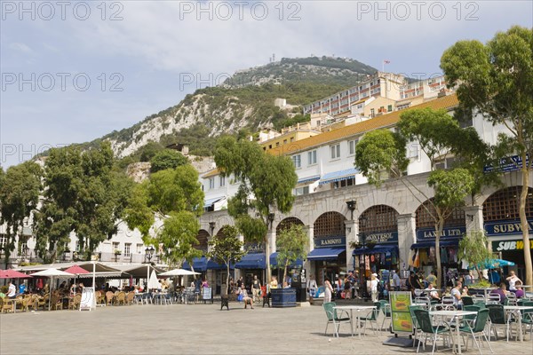 Casemates Square