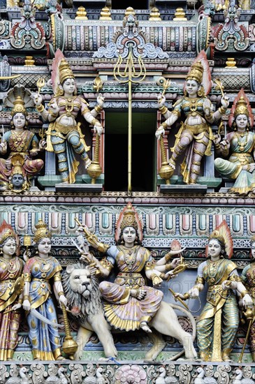 Figures at the entrance of a Hindu temple