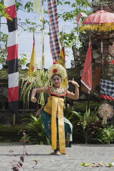 Dancer performing a Barong dance