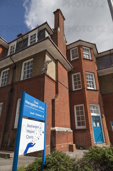 Trust Management Offices sign and building at Southampton General Hospital