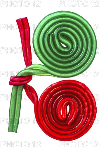 Green and red fruit gum snails