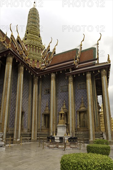 Prasart Phra Thepbidorn