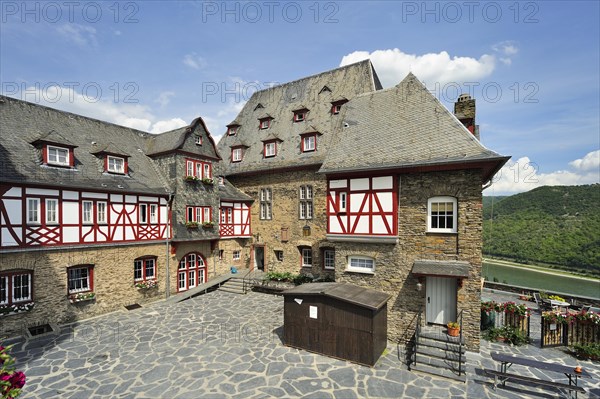 Youth hostel and castle Burg Stahleck