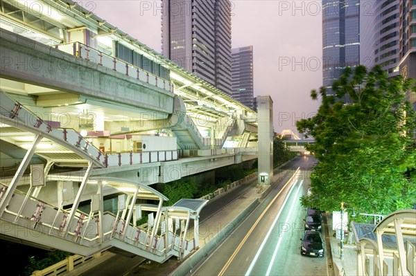 Chong Nonsi BTS station