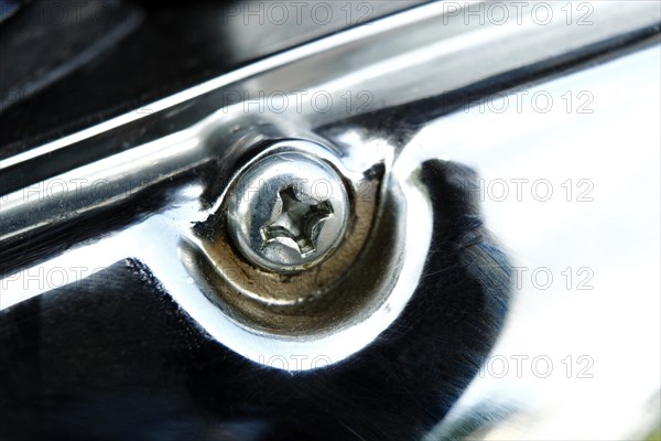 Phillips head screw