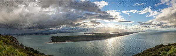 Panoramic view of Matakana Island