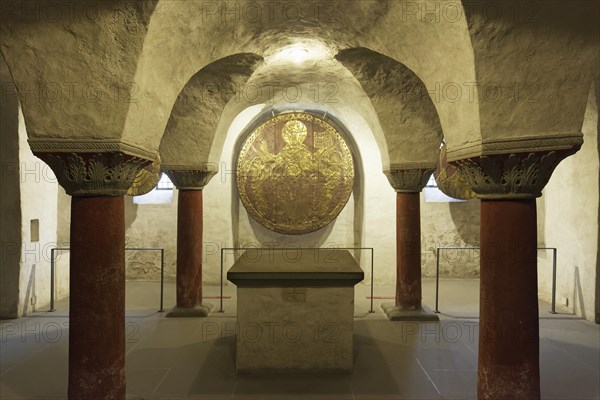 Crypt with gilded copper disc Majestas Domini