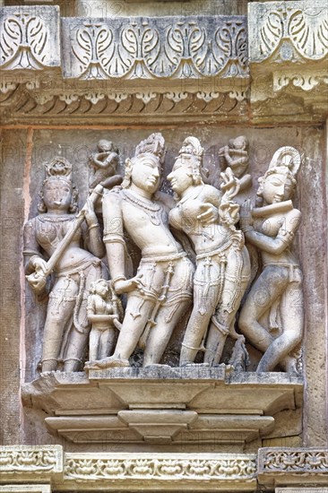 Sculptures on the walls of Lakshmana Temple