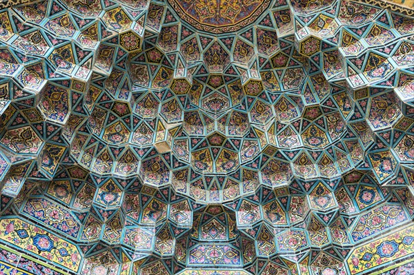 Nasir-ol-Molk Mosque