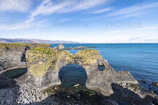 Rock arch Gatklettur