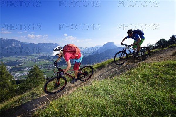 Mountain bikers on the Moeslalmkogel