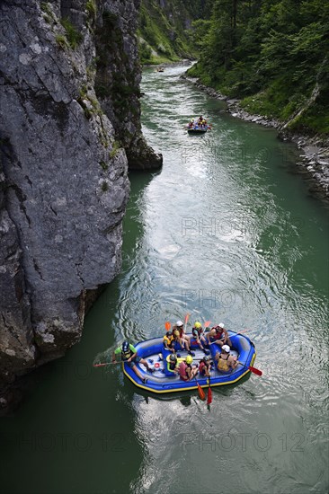 Hiking and rafting group shortly in front of the Entenloch