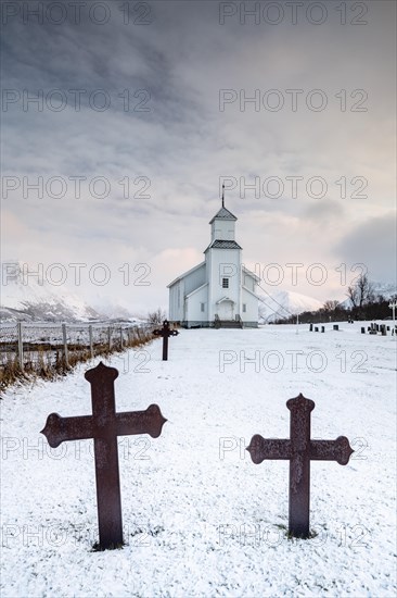Cemetery with graves and church of Gimsoy