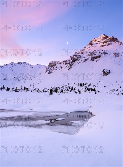 Sunrise in winter