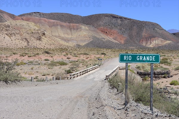 Bridge of the Ruta 40 over the Rio Grande