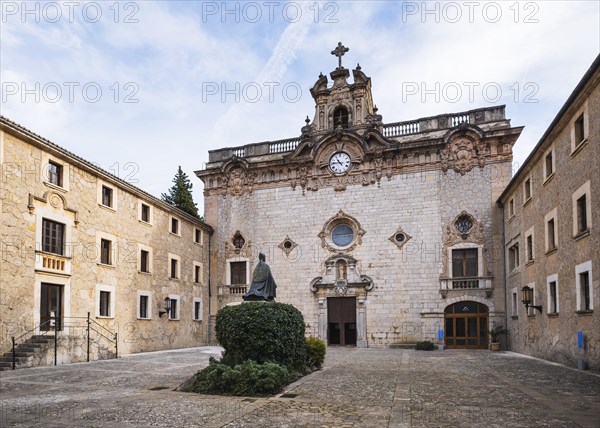 Sanctuary and monument to Bishop Pere-Joan Campins in the monastery of Lluc